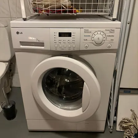 Kodikas Ja Rauhallinen Moekki Luosto